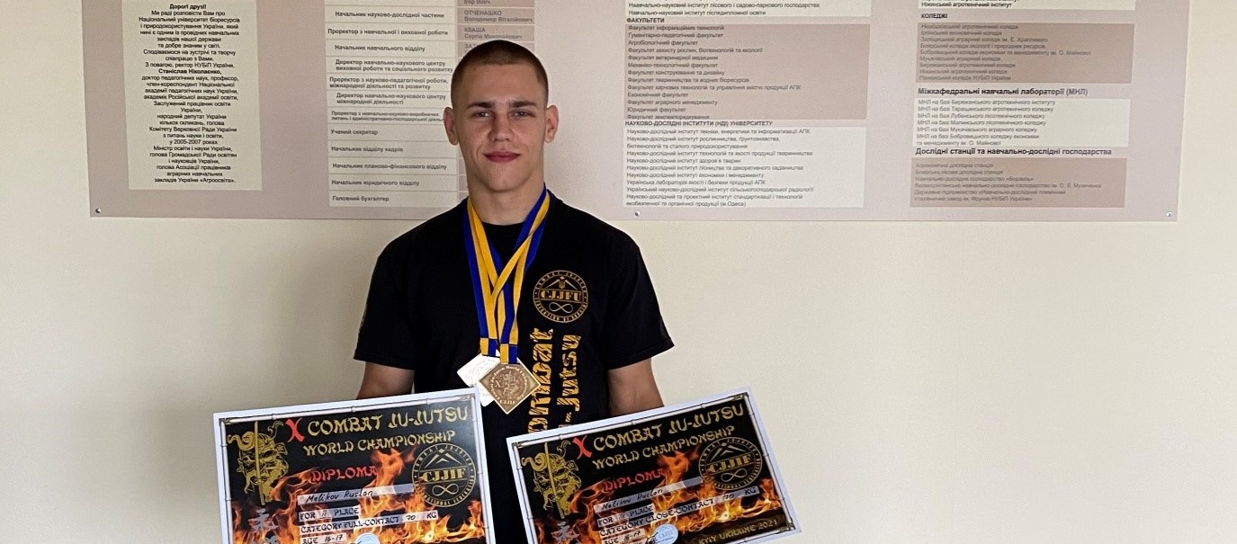 «Срібло» та «бронза» Руслана Мелікова на чемпіонаті світу